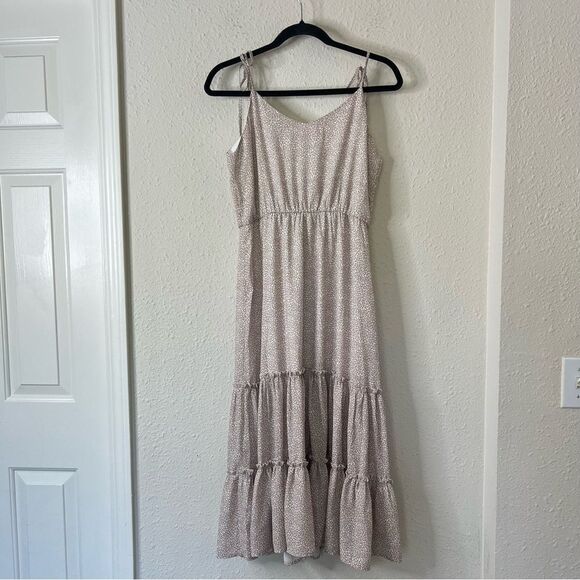 Pink Lily Tiered Midi Dress Size Small in Tan and White - Picture 5 of 7